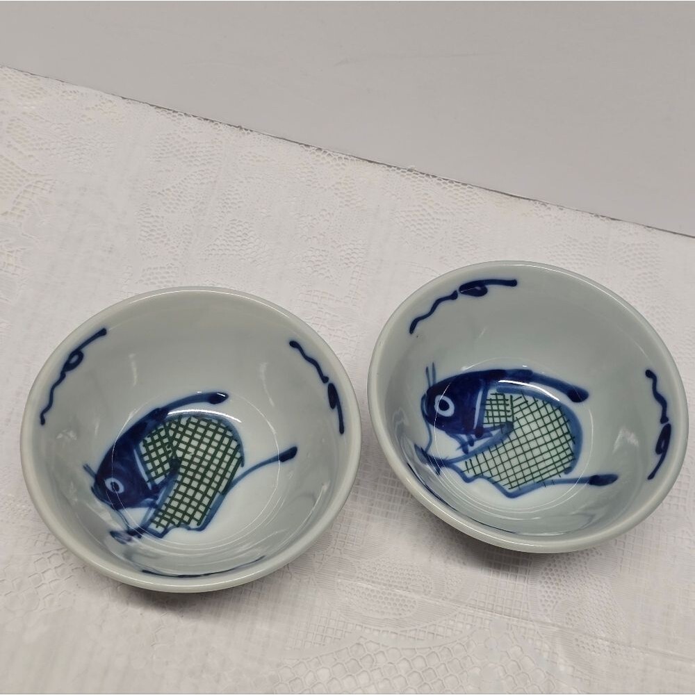 Vintage Asian Koi Catfish Carp Fish Porcelain Handpainted Rice Bowls Set Of 2